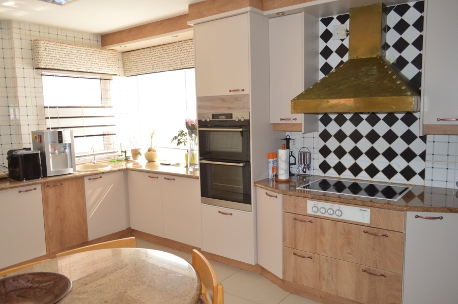 4 Bedroom Property for Sale in Wilkoppies North West